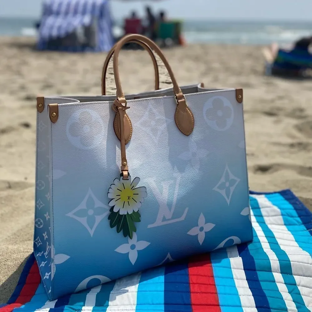 LOUIS VUITTON Monogram Giant By The Pool Onthego GM Blue